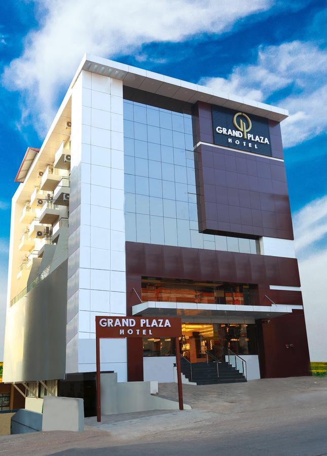 Grand Plaza Hotel Mangalore Exterior photo